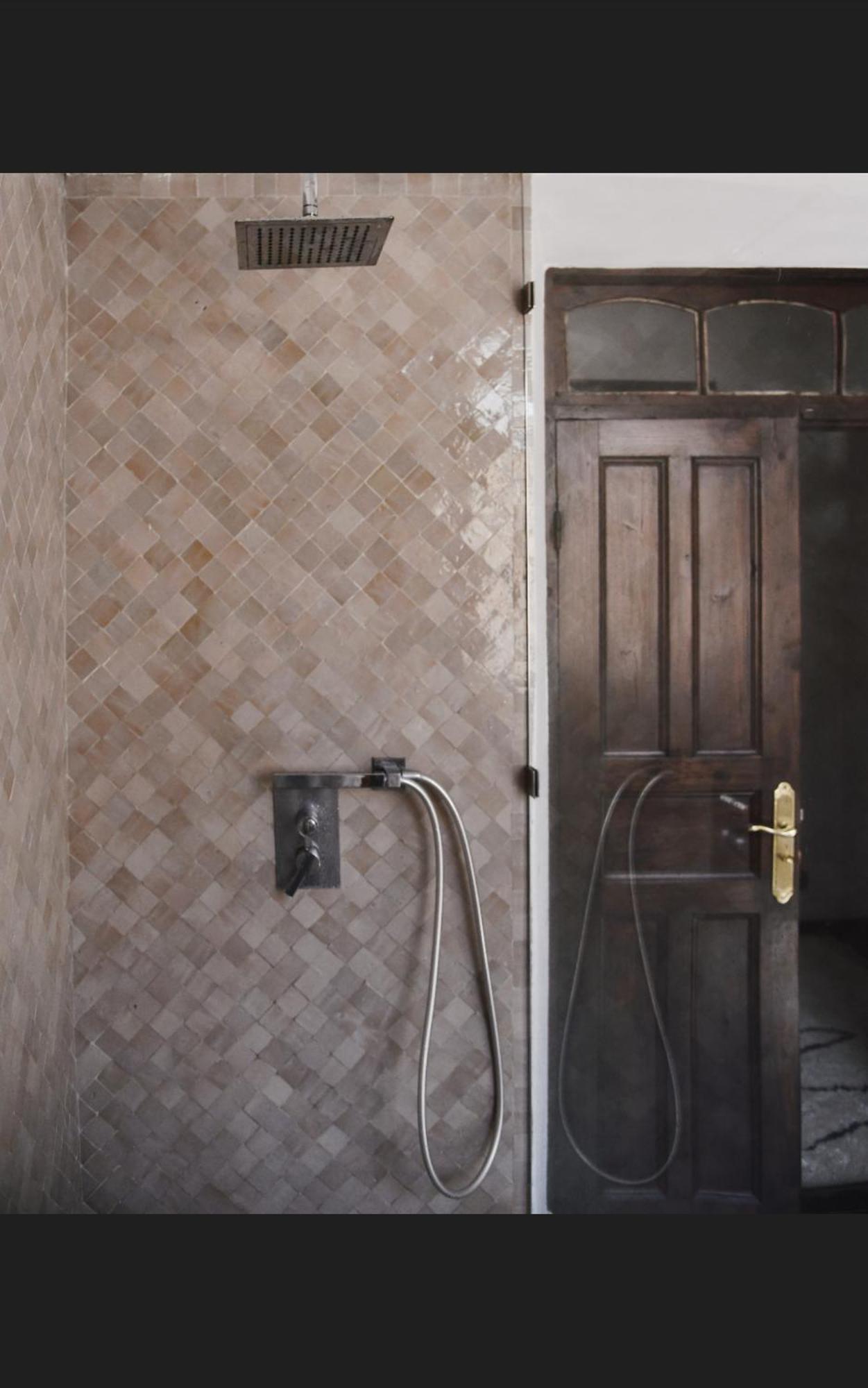 Apartmán Loft Incroyable En Medina As-Sawíra Exteriér fotografie